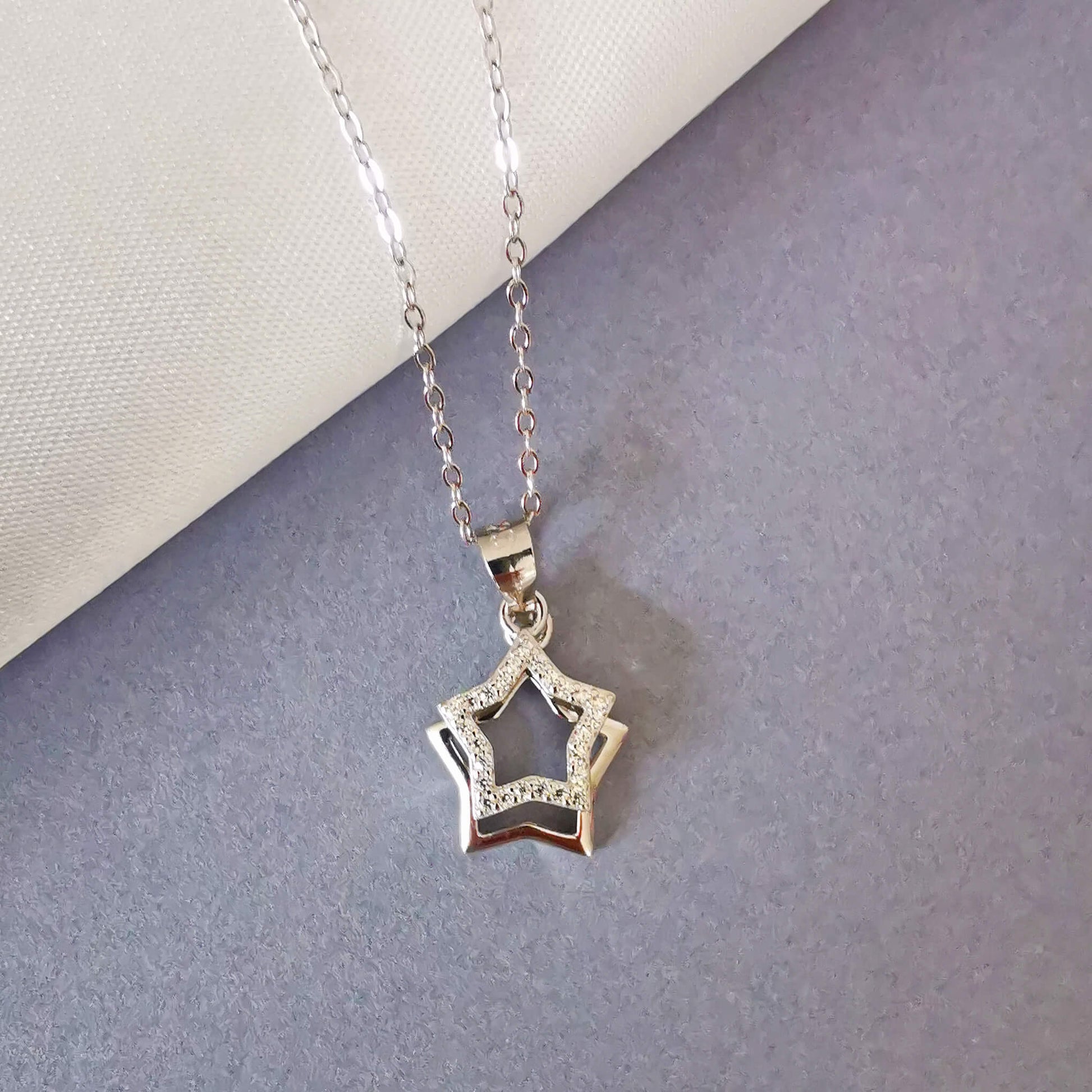 High quality 925 Sterling silver unique double star pendant necklace. 