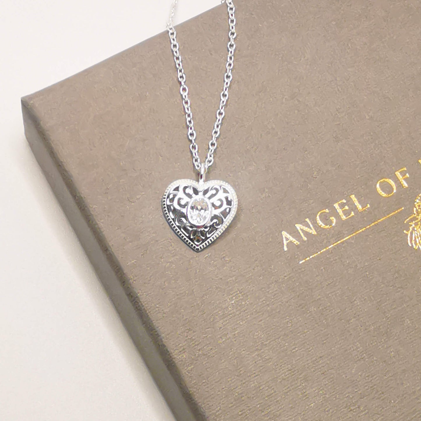 Sterling Silver Minimalist Heart Pendant Necklace with Cubic Zirconia – Thoughtful Thank-You Gift for Loved Ones