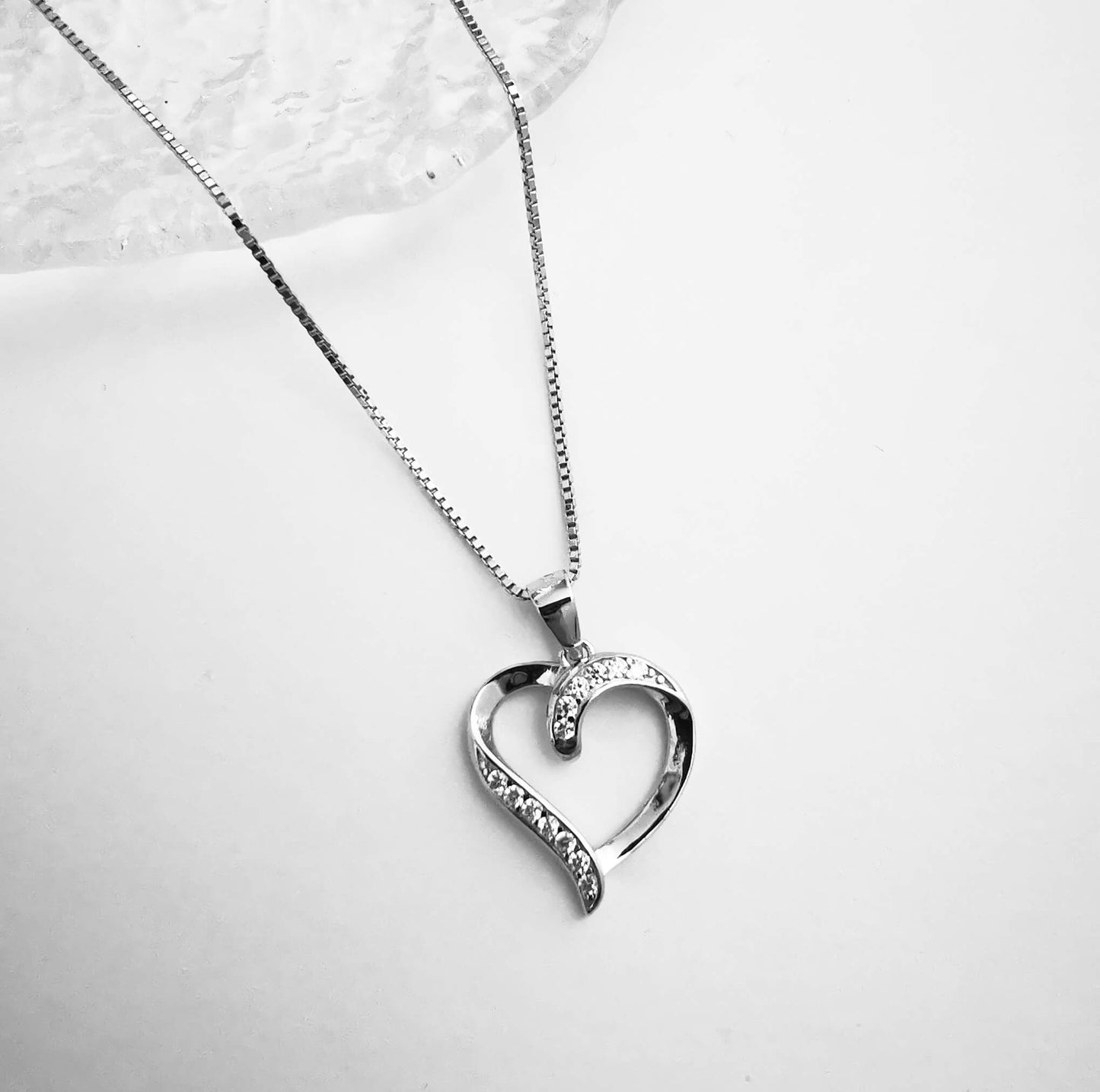 Sterling Silver Heart Necklace with Cubic Zirconia – Elegant Gift for Anniversaries, Birthdays & Special Occasions